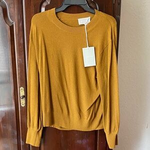 Everlane Crewneck Sweater in Mustard